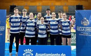 Componentes del tercer equipo del Bádminton IES La Orden que este sábado juegan la ida de la final de la Liga Andaluza de Clubes.