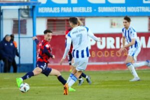 El Recre afronta el derbi ante el San Roque con la moral arriba tras su triunfo en Yecla. / Foto: @Yeclano_dptvo.