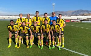 Formación inicial del San Roque en su partido de este sábado ante el Recreativo Granada. / Foto: @SanRoqueLepe.