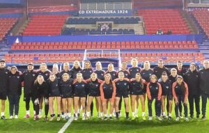 Foto oficial del Sporting en la previa de la semifinal del miércoles ante la Real Sociedad. / Foto: @sportinghuelva.