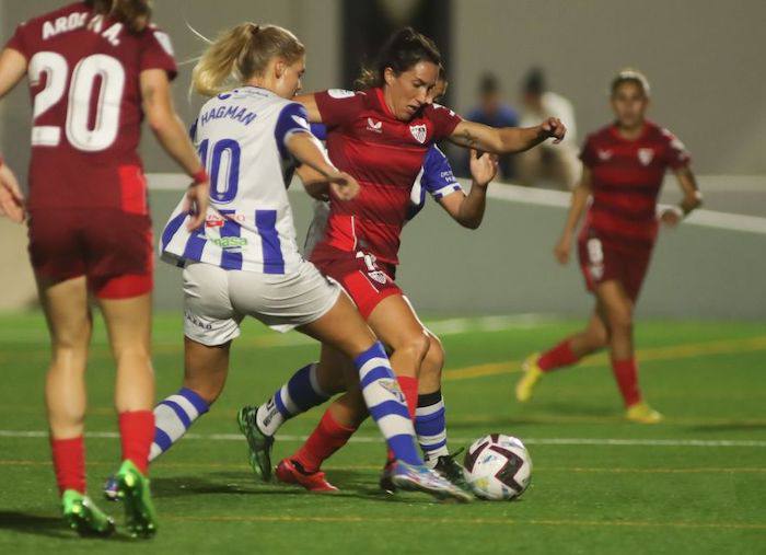 Ya hay fecha y hora para el aplazado Sevilla-Sporting: se jugará el próximo miércoles, 1 de febrero, a las 18:00 horas en el Jesús Navas de la Ciudad Deportiva sevillista. / Foto: www.lfp.es.