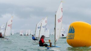 Para este martes está previsto el segundo día de regata, con la previsión de que van a desaparecer las lluvias y habrá vientos de 10 nudos de intensidad media.