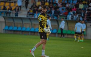 El portero Ángel Lozano llega al Cartaya tras la salida de Antonio Parras. / Foto Emece football.