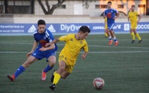 Cornago puede jugar en ambos extremos del ataque e incluso como carrilero. / Foto: Iván Álvarez / Pobla FM.