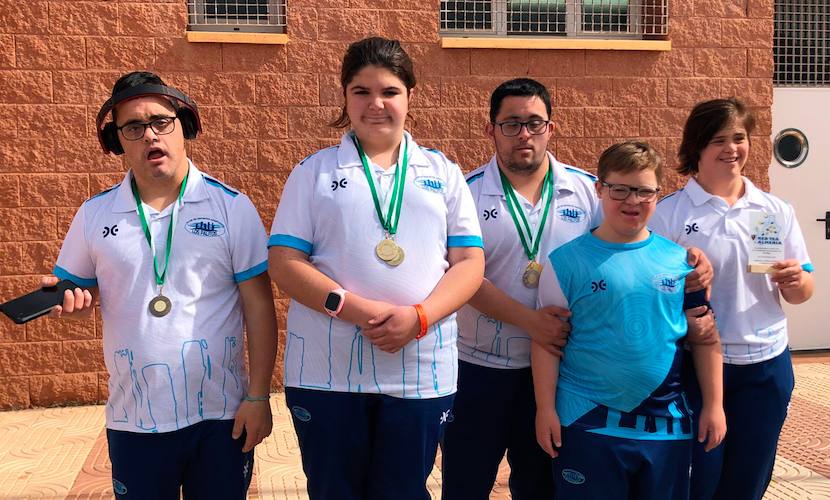 Los representantes del CDA Los Palitos de San Juan del Puerto en el Campeonato disputado en Roquetas de Mar.