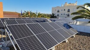 El colegio Condado de Huelva de La Palma implanta la bioclimatización