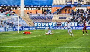 El Recre espera dar continuidad a su triunfo ante el Atlético Sanluqueño ganando el domingo en Cádiz. / Foto: @recreoficial.