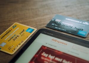 Tarjetas de débito y de crédito