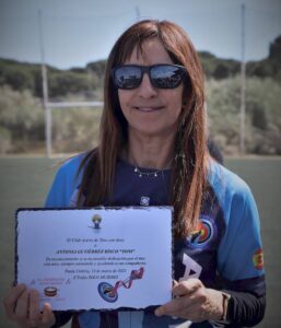 Al terminar la prueba se rindió un merecido homenaje a Antonia Gutiérrez Risco 'Toni', mujer lleva más de 25 años en el tiro con arco. / Foto: @clubasirio.