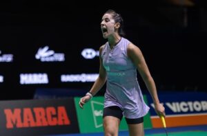 Victoria de Carolina Marín ante Line Kjaersfeldt en la primera ronda del Spain Masters de Madrid. / Foto: Badminton España.