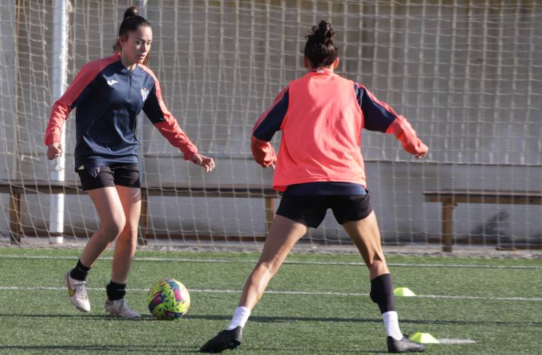 Las sportinguistas regresan este lunes al trabajo ya con la vista puesta en su duelo del domingo ante el Levante. / Foto: @sportinghuelva.