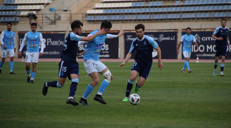 El Recre, tras empatar la semana pasada en El Ejido, ahora necesita ganar al filial del Granada. / Foto: @Poli_ElEjido.