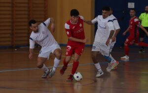 Smurfit Kappa y Villalba FS protagonizaron un partido equilibrado en el que al final se impuso el equipo palmerino. / Foto: @LaPalmaFS.