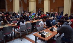 El ajedrez de competición vuelve a la Universidad de Huelva este sábado. / Foto: @Deportesuhu.