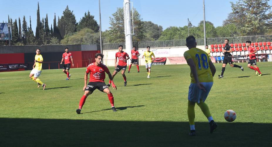 Empate sin goles del Cartaya ante el Coria, con el que casi adiós a la Tercera Federación. / Foto: @AD_Cartaya.