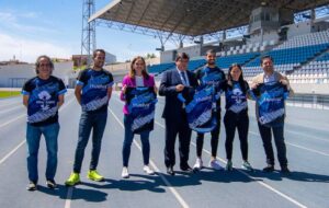 El atleta Zakaría Boufaljat lucirá en su equipación la marca de nuestra ciudad, Huelva Original.