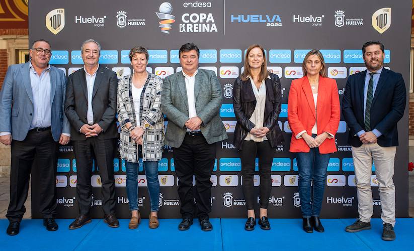 Un momento del acto en el que se anunció que Huelva albergará la Fase Final de la Copa de la Reina de baloncesto de 2024.