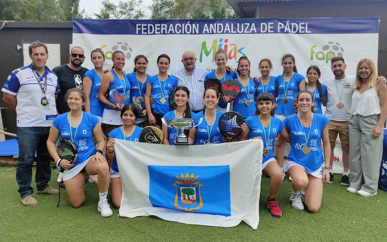 Un intratable AVS La Volea conquistó de nuevo el Andaluz de Primera Categoría Absoluta Femenina de Pádel.