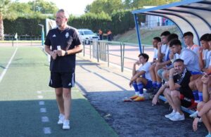 El Atlético Onubense de Antonio Andrés Reinoso espera ascender la próxima semana. / Foto: G. N.