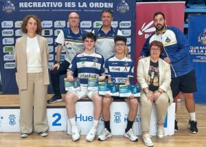 Componentes del IES Bádminton La Orden en el Top Máster Final Sub 15 y Sub 19 celebrado en Huelva. / Foto: @CBIESLAORDEN.