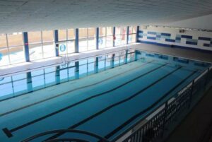 La piscina del Andrés Estrada albergará el XV Trofeo San Sebastián de Escuelas de Natación.