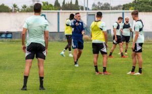 Abel Gómez no ocultó que sueña que "pite el árbitro y empezar a celebrar el ascenso". / Foto: @recreoficial.