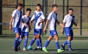 El filial del Recre espera el triunfo del Utrera Atlético en la Fase de Ascenso a la División de Honor Andaluza para subir también de categoría. / Foto: G. N.