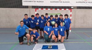 Formación del ColpBol Oficial Huelva, de la Escuela Multideporte JCE, campeón de España Infantil.