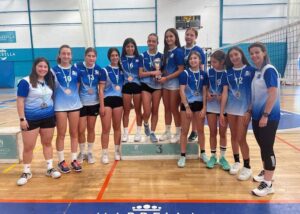 Selección Infantil femenina de Huelva, bronce en el Campeonato de Andalucía de selecciones provinciales-I Torneo Pilar García de voleibol.