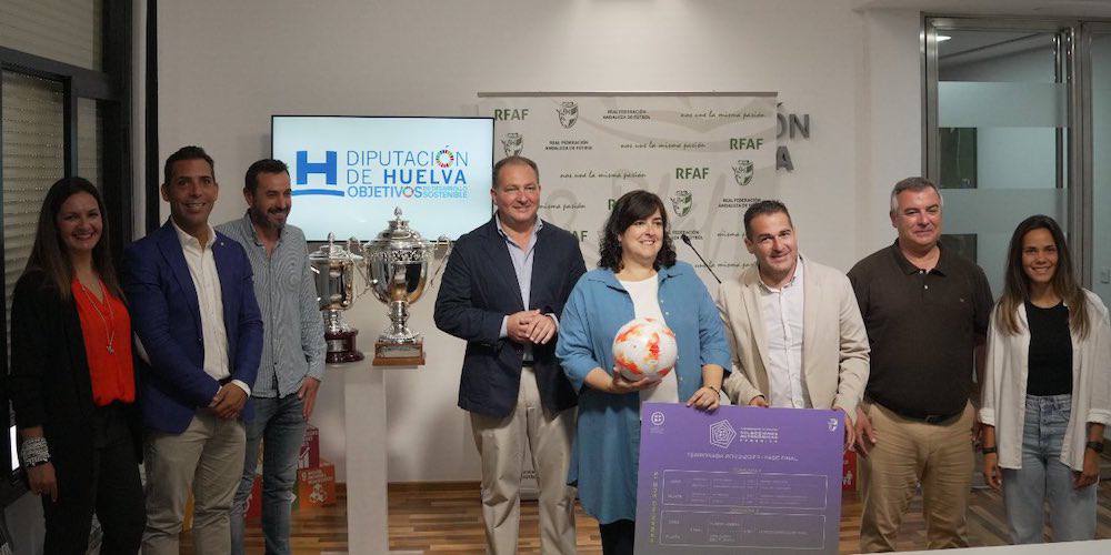 Un momento de la presentación del Campeonato de España de Selecciones Autonómicas Sub 15 y Sub 17 de Fútbol Femenino que tiene lugar en Huelva. / Foto: @RFAF.