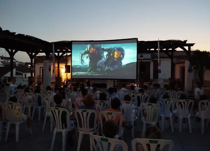 Cine en el Pueblo