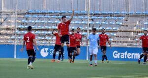 El Cartaya quiere darle una alegría a su afición ganando el sábado al Gerena. / Foto: Lucena Hoy.