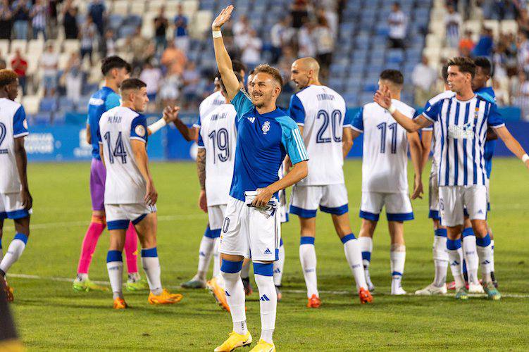 Víctor Morillo ha dicho adiós al Recre donde no ha tenido suerte debido a una lesión de menisco. / Foto: @recreoficial.