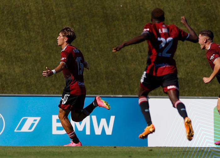 Los jugadores del Recre celebran el segundo gol, obra de José Antonio de la Rosa. / Foto: @recreoficial.