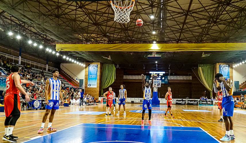 El Huelva Comercio Viridis, con mucho que ganar y poco que perder en su partido en Albacete. / Foto: C. Verdier.