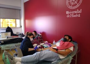 donación de sangre en la Universidad