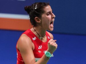 Carolina Marín celebra con rabia su triunfo ante Sindhu y acceder así a la final en Dinamarca. / Foto: Badminton Photo.