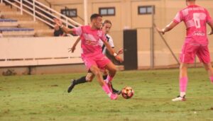 Sergio García fue de los jugadores más incisivos del San Roque en Cartagena pese a jugar sólo el segundo tiempo.