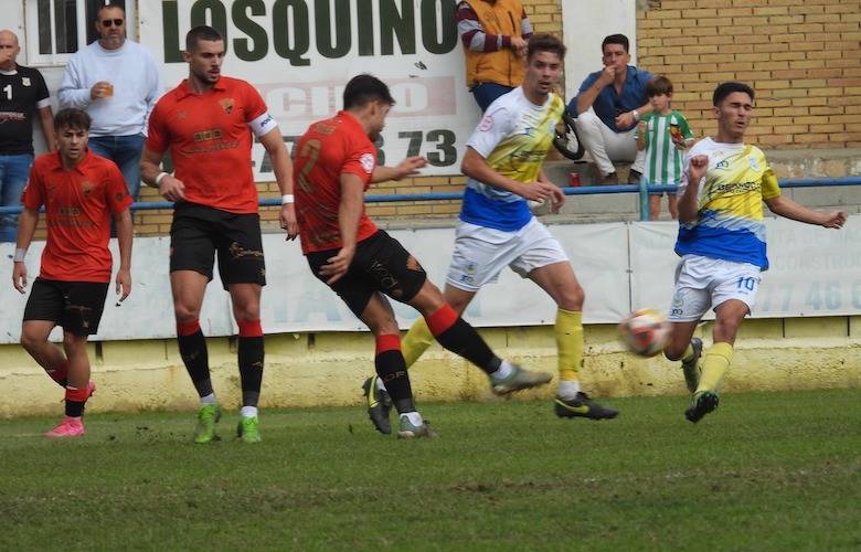 El Ayamonte, el más necesitado de los equipos de Huelva en la Tercera Federación, juega este sábado en Chapín ante el Xerez Deportivo.