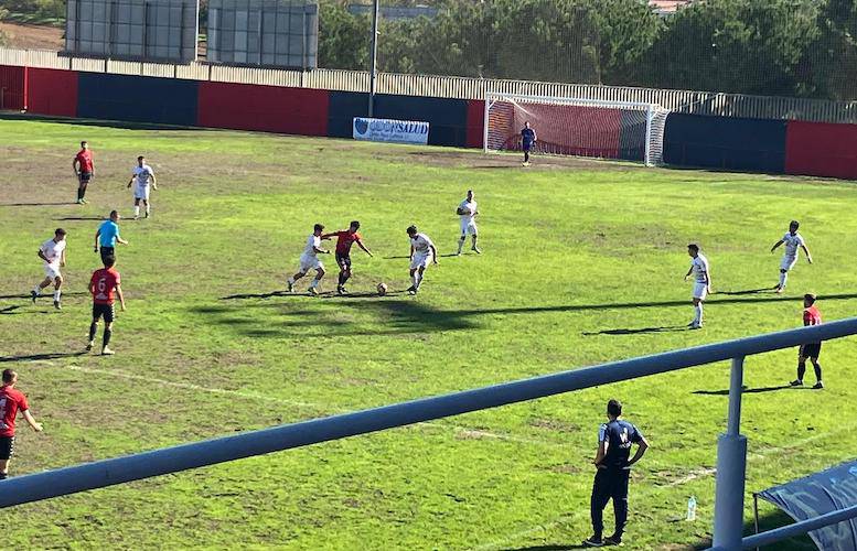 Cartaya y Pozoblanco no jugaron un buen partido sobre un terreno de juego en malas condiciones. / Foto: G. F. O.