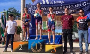 El Club Triatlón Triolalla hizo pleno en categoría Infantil femenina en la prueba de Coín.