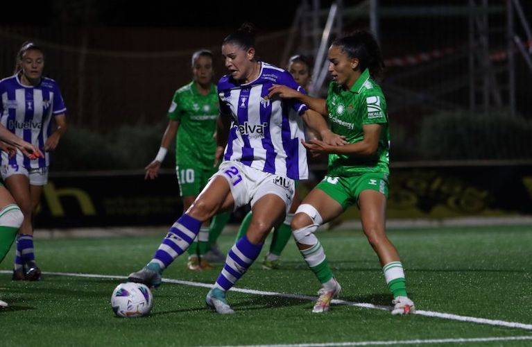 El Sporting, a olvidar el traspiés sufrido ante el Real Betis y ganar en Éibar. / Foto: www.lfp.es.