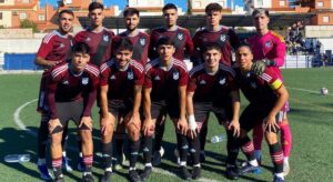 Formación del Atlético Onubense en su partido ante el Castilleja. / Foto: @futbolbaserecre.