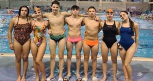 Representantes del Club Natación Huelva en el Campeonato celebrado durante el pasado fin de semana en Málaga. / Foto: @CNHUELVA.