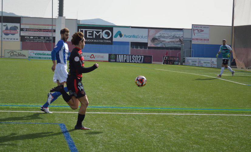 Derrota del Bollullos en su visita al Manuel Polinario 'Poli' ante el SC Puente Genil. / Foto: @SalermPG.