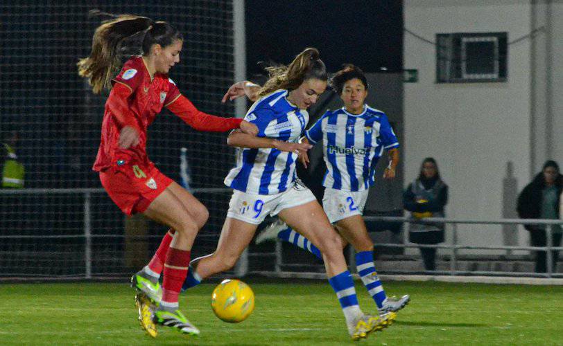 El Sporting de Huelva sólo piensan en la victoria en su partido de este domingo en el feudo del Granada, equipo que le precede en la tabla. / Foto: @sportinghuelva.