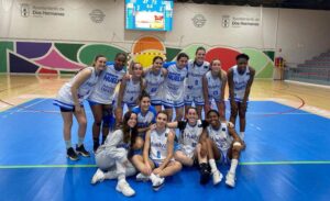 Gran triunfo del Ciudad de Huelva femenino en Dos Hermanas que le afianza como líder en solitario del grupo C de la LNF1 de baloncesto. / Foto: @CiudadDeHuelva.