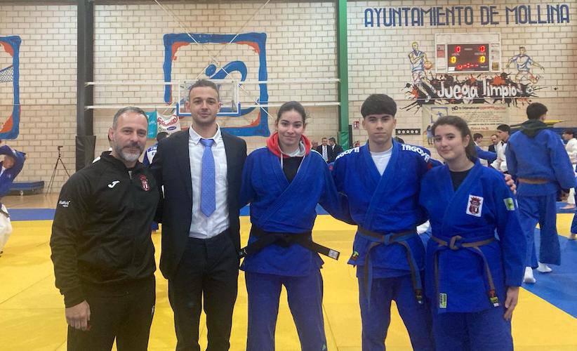 Representantes del Huelva TSV Judo en el Campeonato de Andalucía Júnior celebrado en Mollina (Málaga). / Foto: @JudoHuelva1.