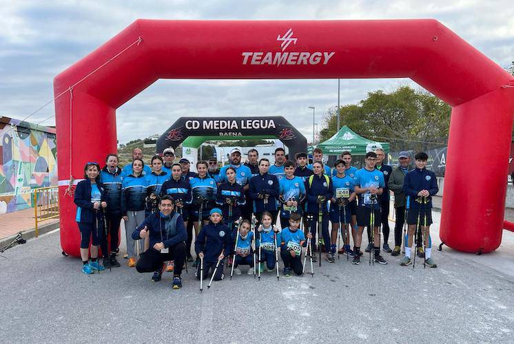 Representantes del CD Multideporte Huelva en Baena (Córdoba), en la segunda cita de la Copa de Andalucía de Marcha Nórdica.