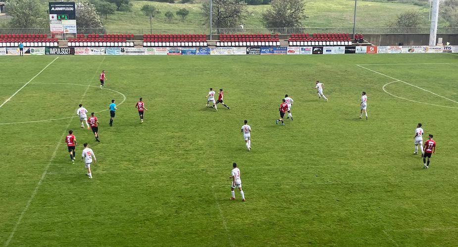 Después de dos meses el Cartaya regresó al Luis Rodríguez Salvador en el que derrotó al Utrera. / Foto: G. F. O.